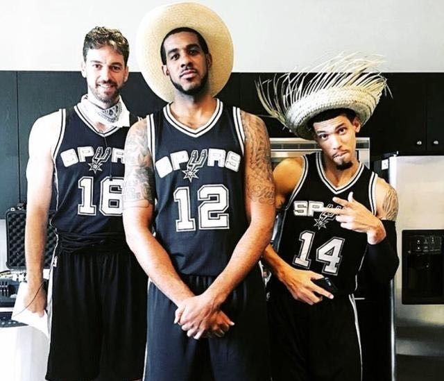 弗赖堡2-1圣保利，马克西米利安-埃格施泰因、铃木唯人破门（弗赖堡2-1力克圣保利：马克西米利安-埃格施泰因、铃木唯人各入一球）