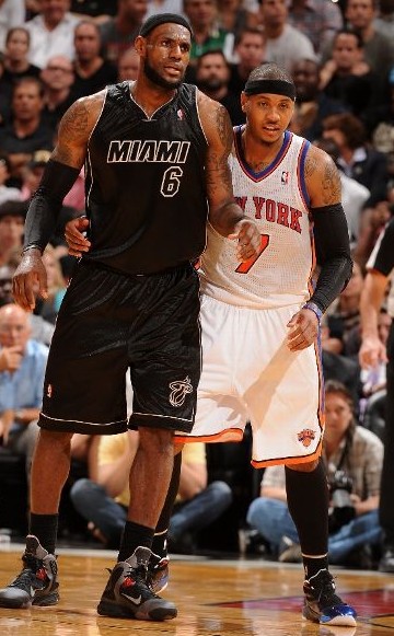 米堡官方：允许主帅爱德华兹与狼队谈判，已与后者达成协议条款（米堡官宣：主帅爱德华兹获准与狼队谈判，双方已就条款达成一致）