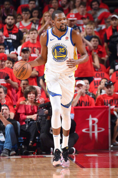 截止目前为止，媒体为英超俱乐部夏窗转会的打分：（媒体最新英超各队夏窗引援评分汇总）