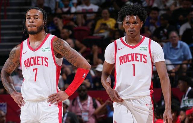 状态火热！布伦森首节8中5得到16分5助攻（火力全开！布伦森首节8投5中砍下16分5助攻）