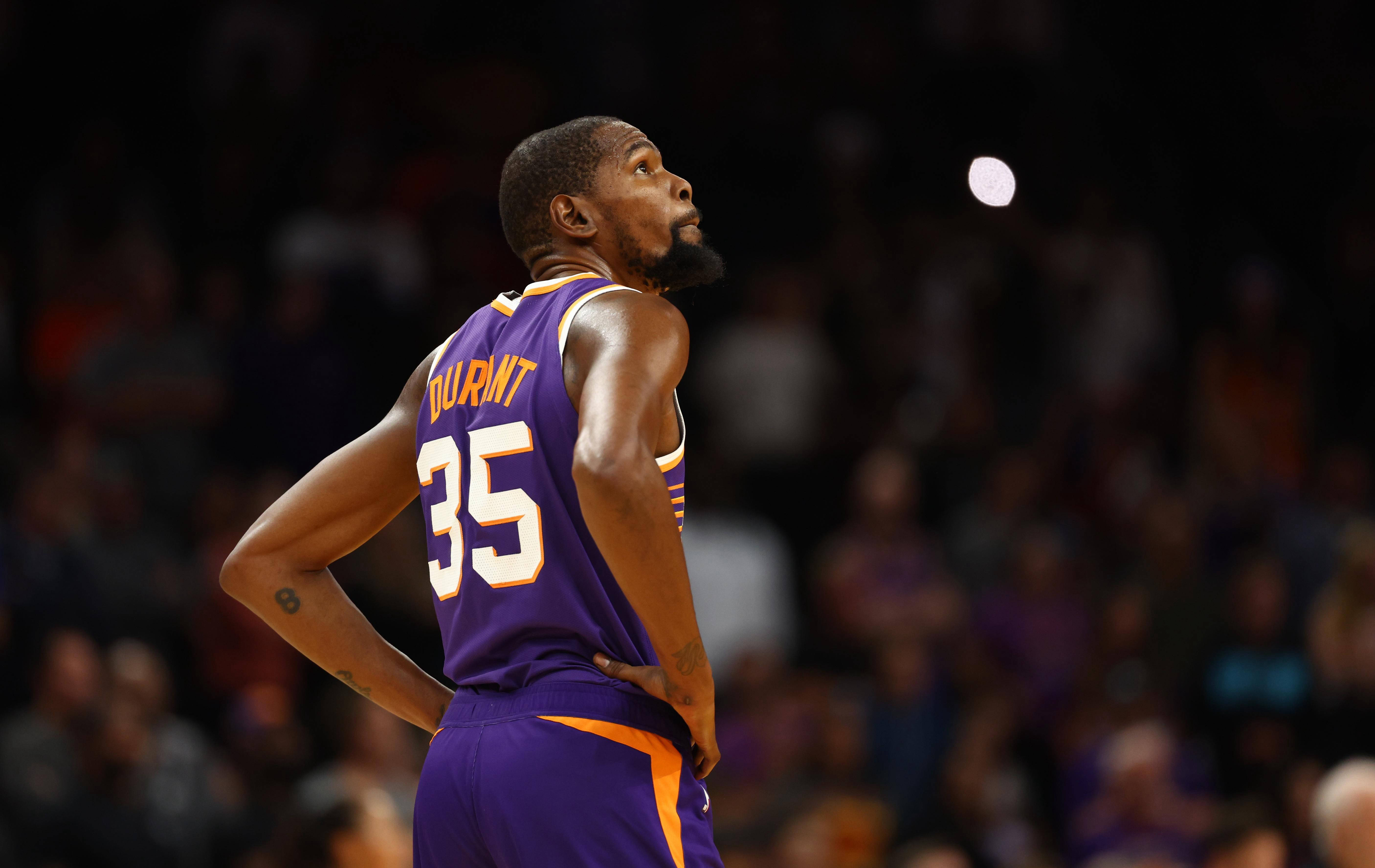 西班牙青训球队开除4名U16球员，他们曾为泄愤持刀威胁对手（因赛后泄愤持刀恐吓对手，西班牙一青训队解雇4名U16球员）